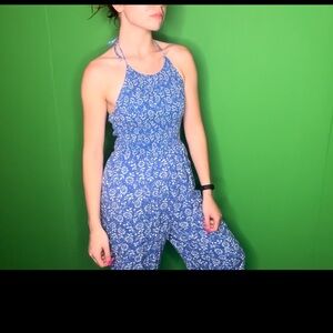 BLUE AND WHITE SPAGETTI STRAP TIE JUMPSUIT